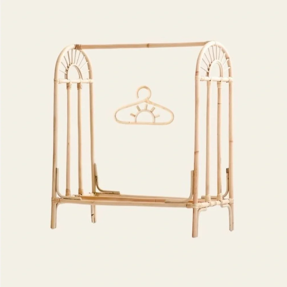 Ellie & Becks Co. Handmade Kids SUNNY RATTAN Hangers Set of 3